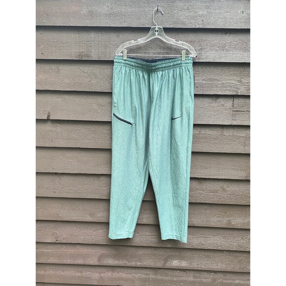 Nike Men’s XL Green Training Joggers Track Pants Lightweight Pockets Swoosh Logo - Picture 1 of 10